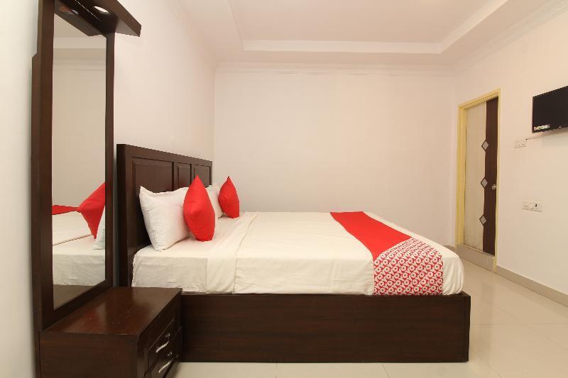 Oyo 37499 Saba Service Apartments Hyderabad Ngoại thất bức ảnh