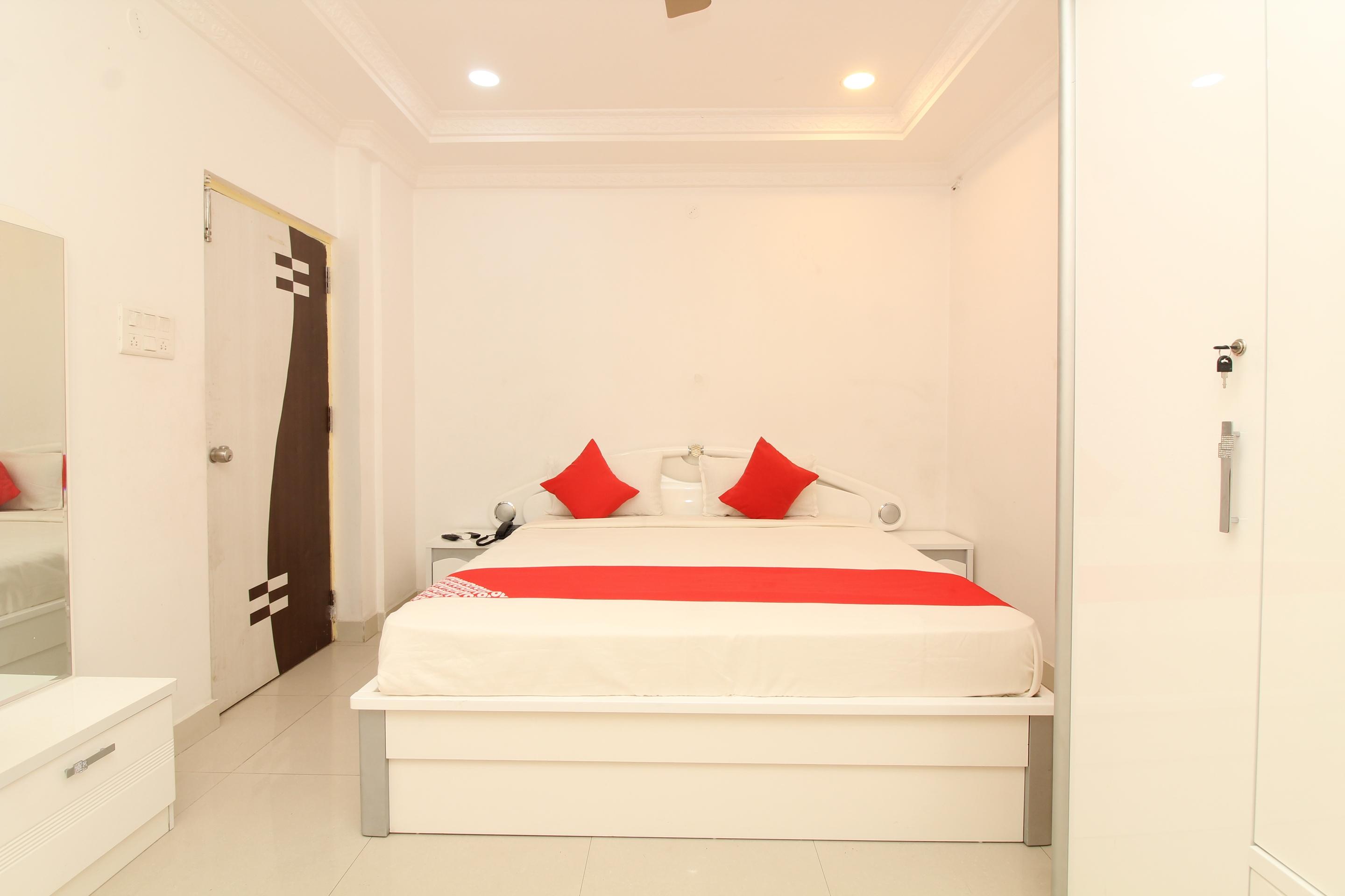Oyo 37499 Saba Service Apartments Hyderabad Ngoại thất bức ảnh