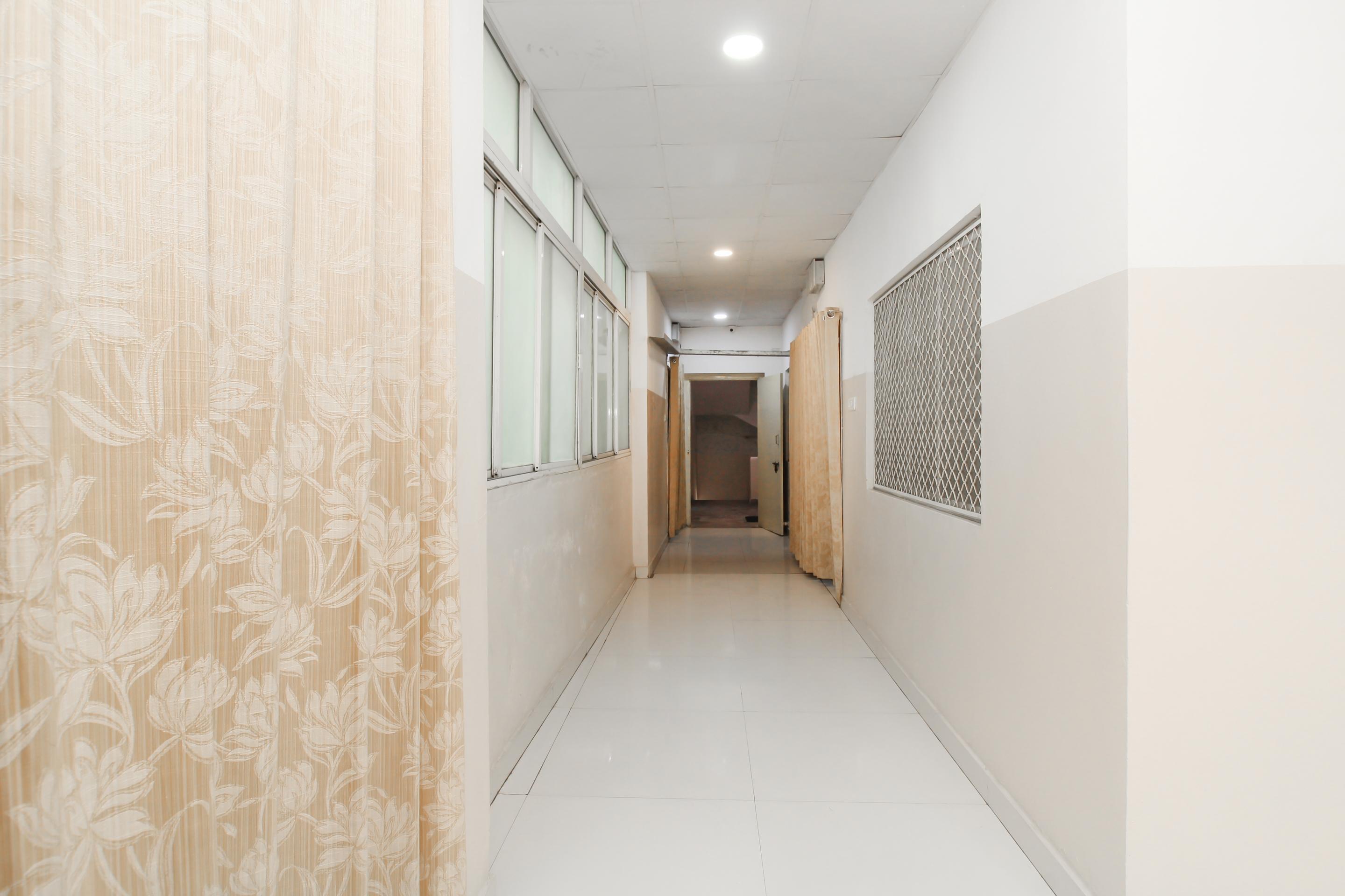 Oyo 37499 Saba Service Apartments Hyderabad Ngoại thất bức ảnh