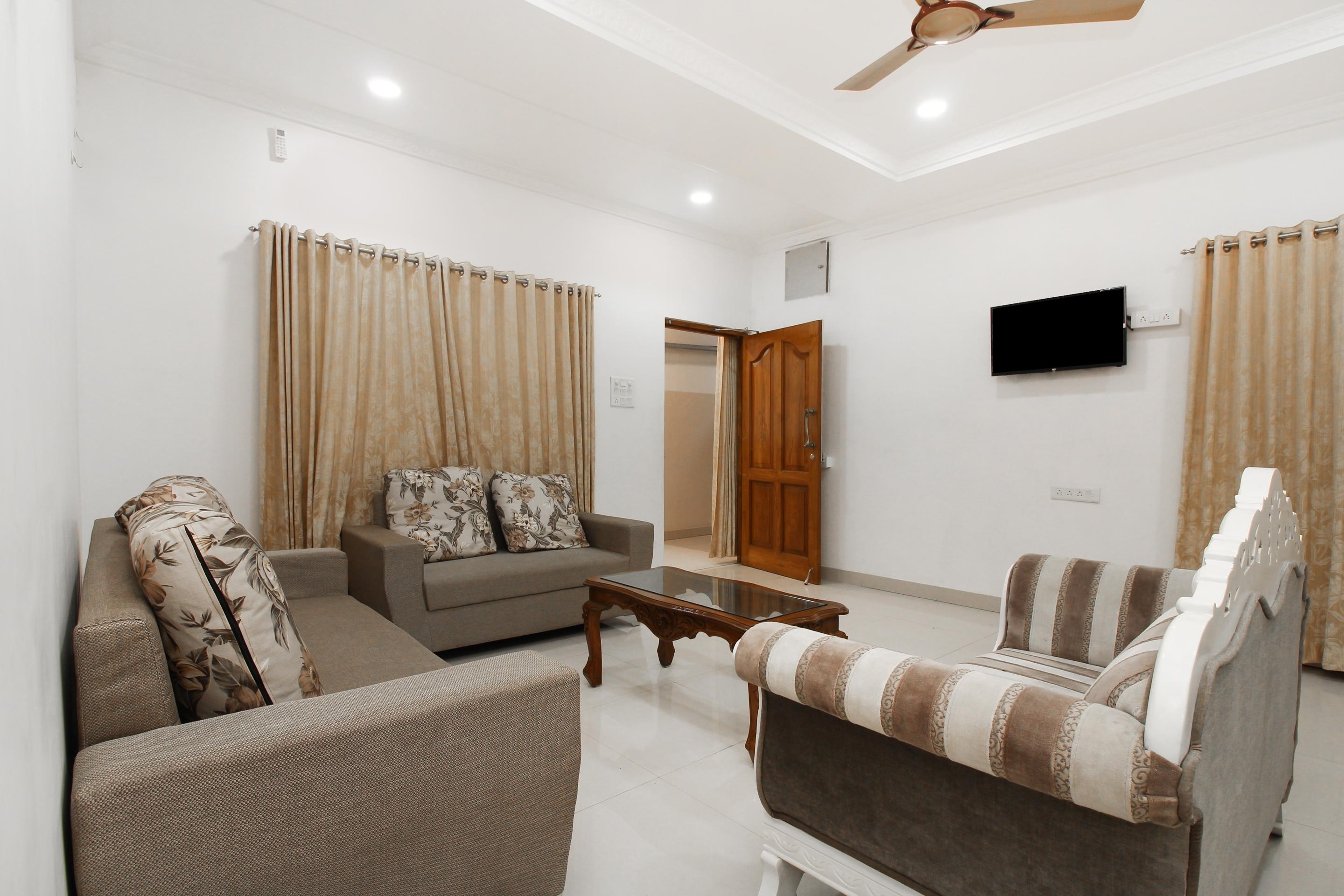 Oyo 37499 Saba Service Apartments Hyderabad Ngoại thất bức ảnh